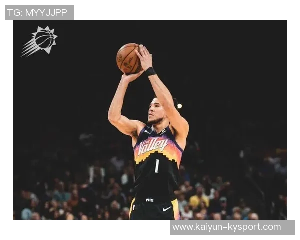 布克上半场表现出色却因伤退场10分钟内贡献11分2篮板3助攻