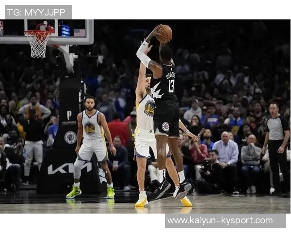 乔治不再做播客富保罗是否适合转型两性博主探讨