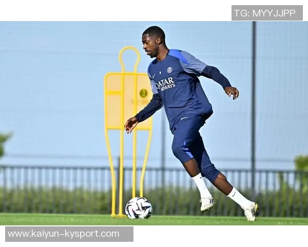 法国队医质疑巴黎队医双标行为登贝莱与杜埃处理不公引发争议