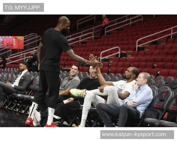 内史密斯表现稳健全场贡献12分1板1助1断助力球队胜利