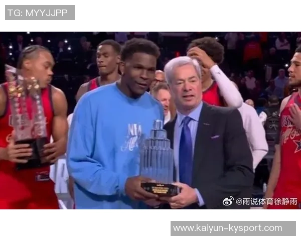 前米堡主帅罗伯爱德华兹正式回归狼队担任主教练合同为期三年半 前米堡主帅罗伯爱德华兹正式回归狼队担任主教练合同为期三年半